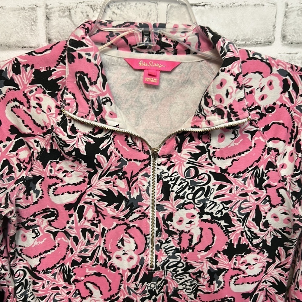 LILLY Pulitzer Skipper Popover Hanging With My Boo Panda Size XS, Quarter Zip